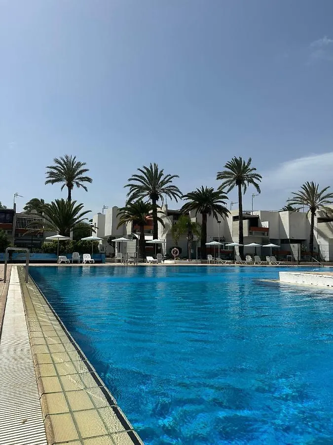 ארונה Pool View Apartment Primavera 0*,